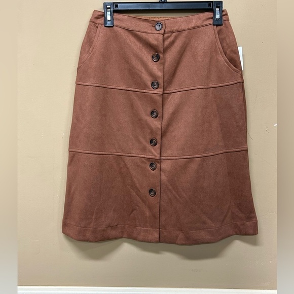 evolutionary Dresses & Skirts - Evolutionary Button Front Faux Suede Skirt Tobac Brown Size M NWT